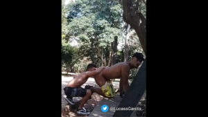 Xnxx gay novinho passivo na casa do vizinho