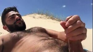 Xvideo gay praia virgem