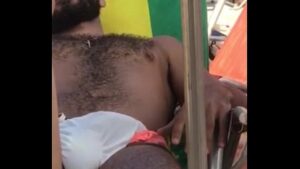 Xvideos flagra amador gay na praia pau duro