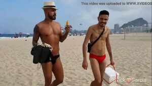 Xvídeos gay com homem de cueca