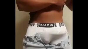 Xvideos gay pirocudo dotado solo