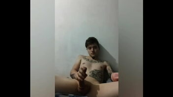 Xvideos gay sentindo dor