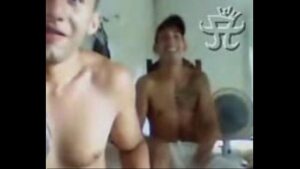 Amigos na camera punheta gay xvideos