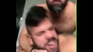 Gay videos parrudo maduro socando