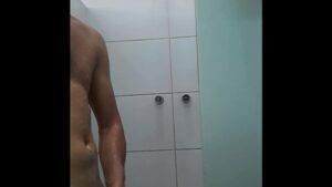 Gay videos velho dotado rasgando moleque que chora