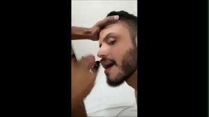 Gozada forte na cara xvideos gay