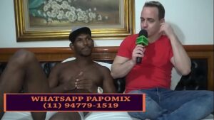 Video porno gay whatsapp