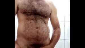 Videos gays de maduros peludos bare