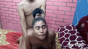 Sexo com uma novinha novinha