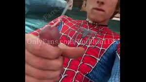 Spiderman and rhino gay\\